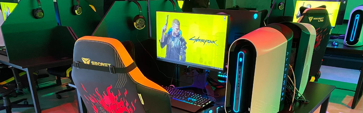 [Слухи] В Cyberpunk 2077 будет поддержка VR? Фото с презентации для журналистов