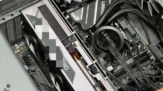 Фотографии огромных Lenovo GeForce RTX 4090