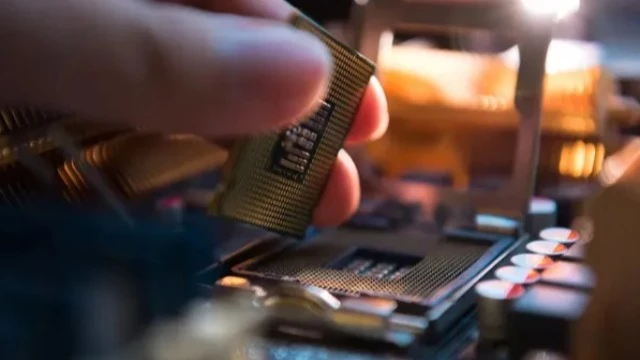 Проблемы с играми на системе с Intel и NVIDIA? "Зеленые" предлагают жаловаться в поддержку "синих"