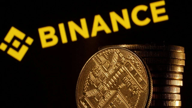 Биржа Binance планирует уйти из России