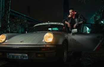 Cyberpunk 2077 — CD Projekt RED отсняла ролик с Porsche 911 Turbo и Maul Cosplay. Премьера через пару недель