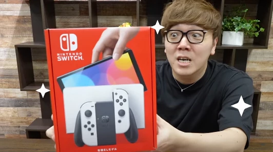 Распаковка Switch OLED и игры вживую на новом дисплее