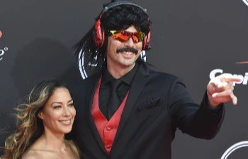 [Слухи] Dr Disrespect шантажировал Twitch уходом на Mixer, за что и получил бан