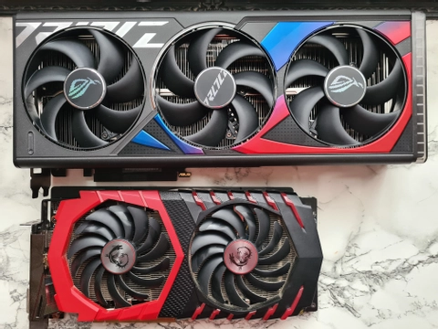 4090 rog strix white. Самая большая RTX 4090.