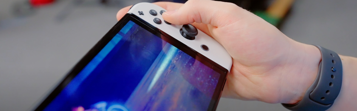 Nintendo Switch OLED разобрали на видео