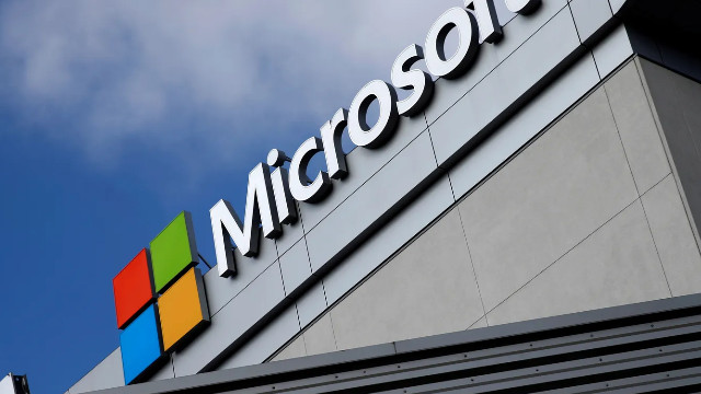 Облачные технологии и развитие ИИ подняли цену акций Microsoft на 36% за год